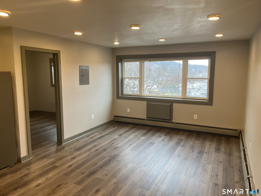 32 Cook Avenue - Photo 5