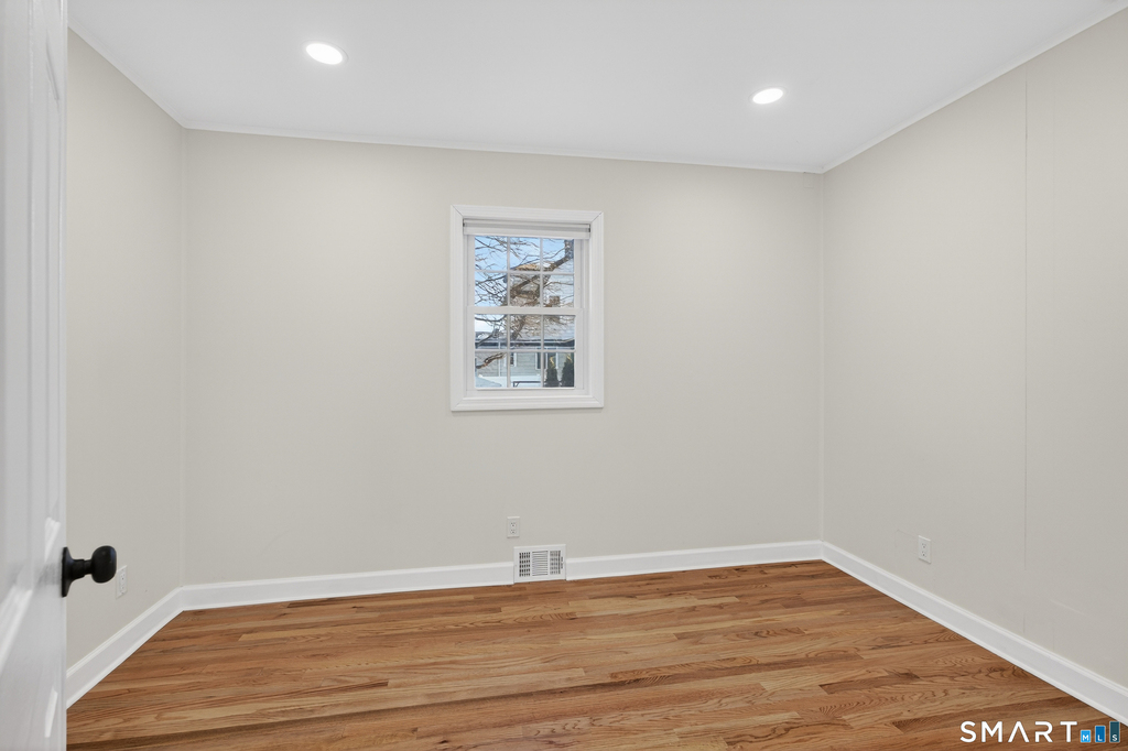 195 Laurel Place - Photo 6