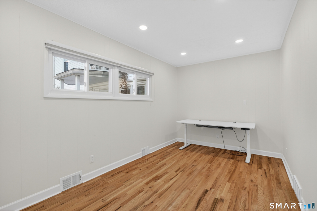 195 Laurel Place - Photo 8