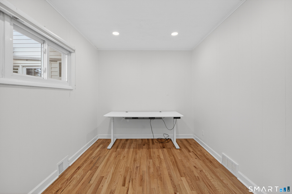 195 Laurel Place - Photo 9