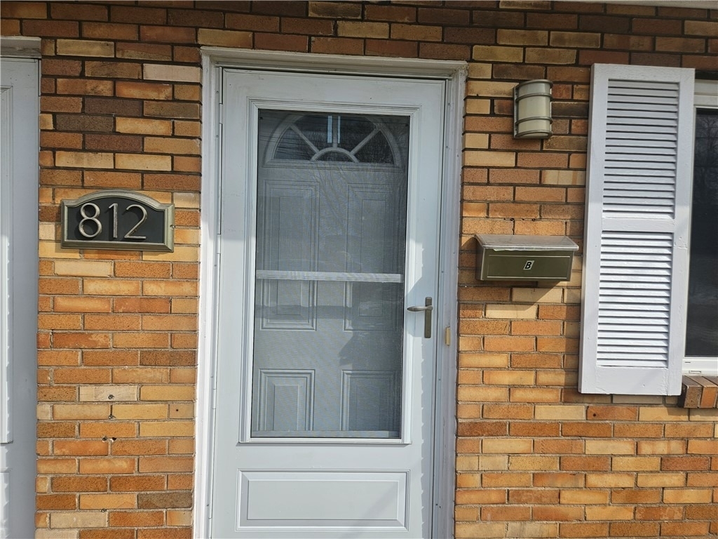 812 Westbury Rd - Photo 1