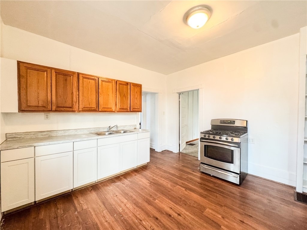 604 Center Ave - Photo 7