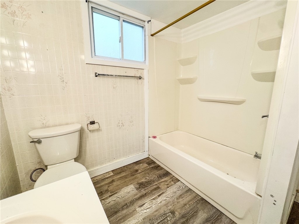 604 Center Ave - Photo 15