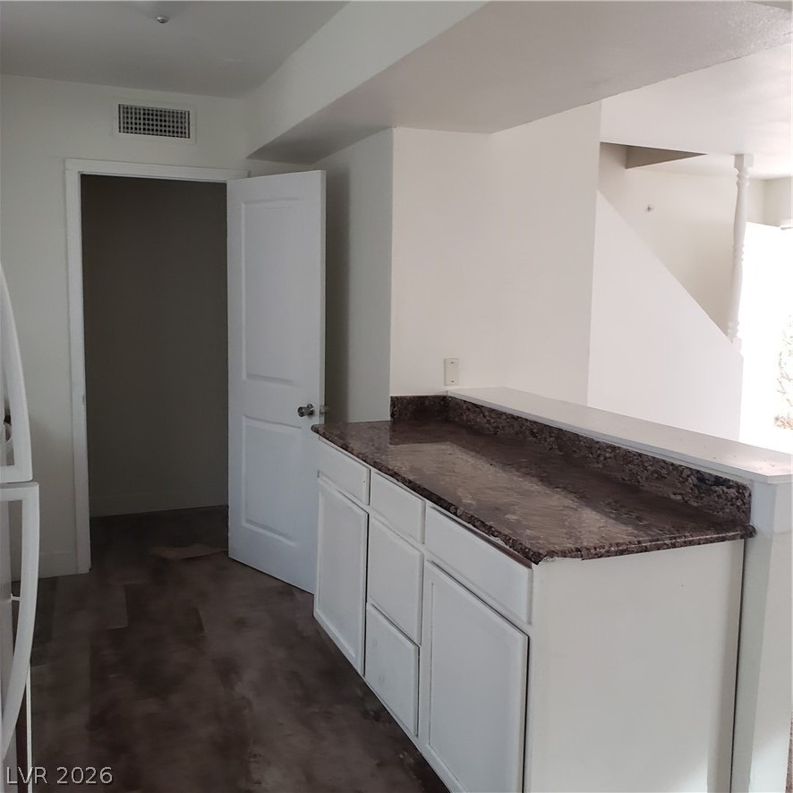 5126 Golden - Photo 9
