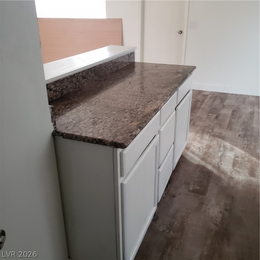 5126 Golden - Photo 10