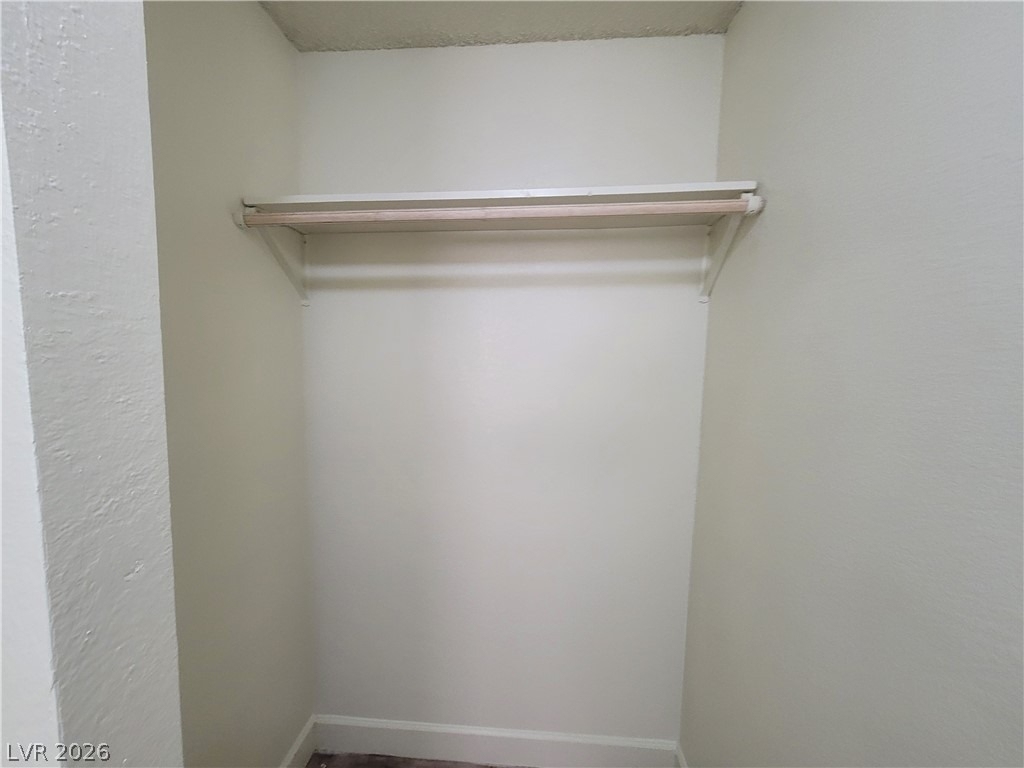 5126 Golden - Photo 40
