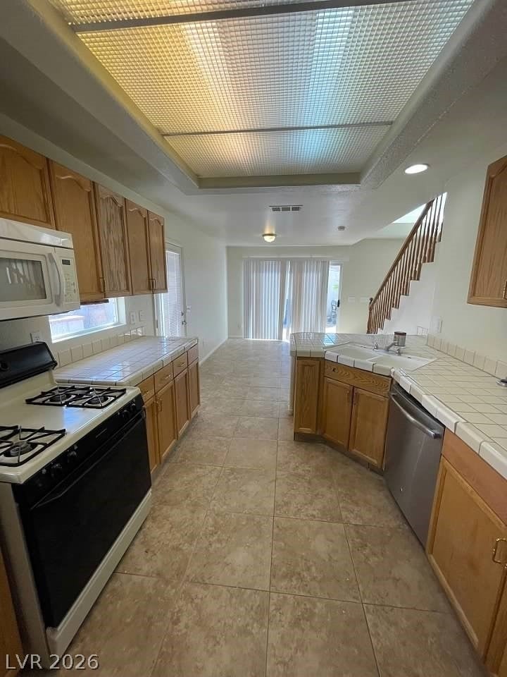 8829 Cornwall Glen Avenue - Photo 14