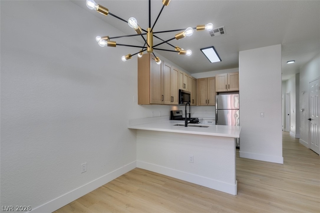 4730 E Craig Road - Photo 3
