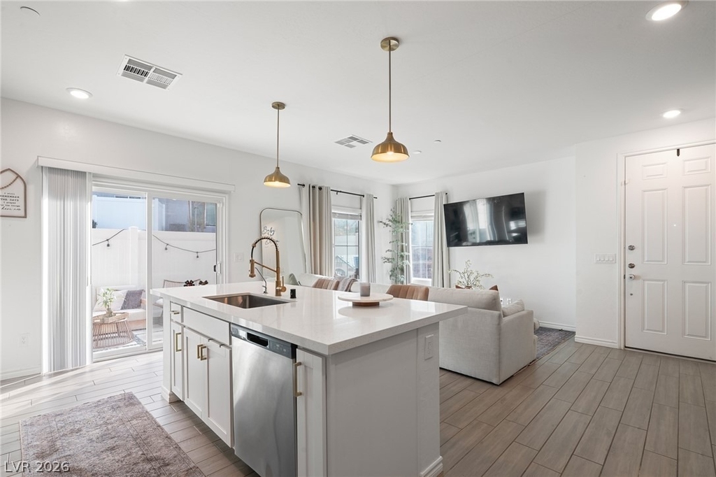219 Cordelia Cove Avenue - Photo 3