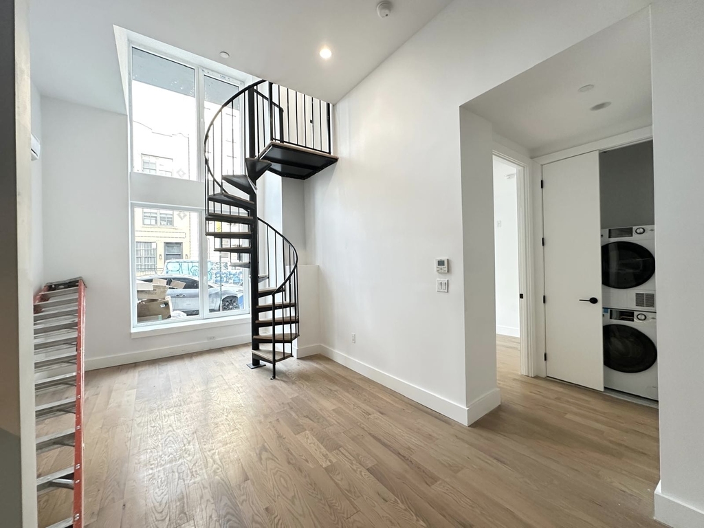 224 North 7th Street - Photo 0