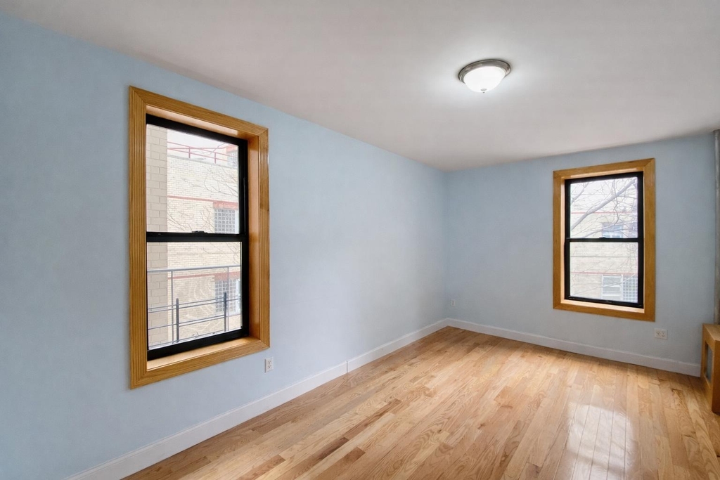609 West 196th Street - Photo 7