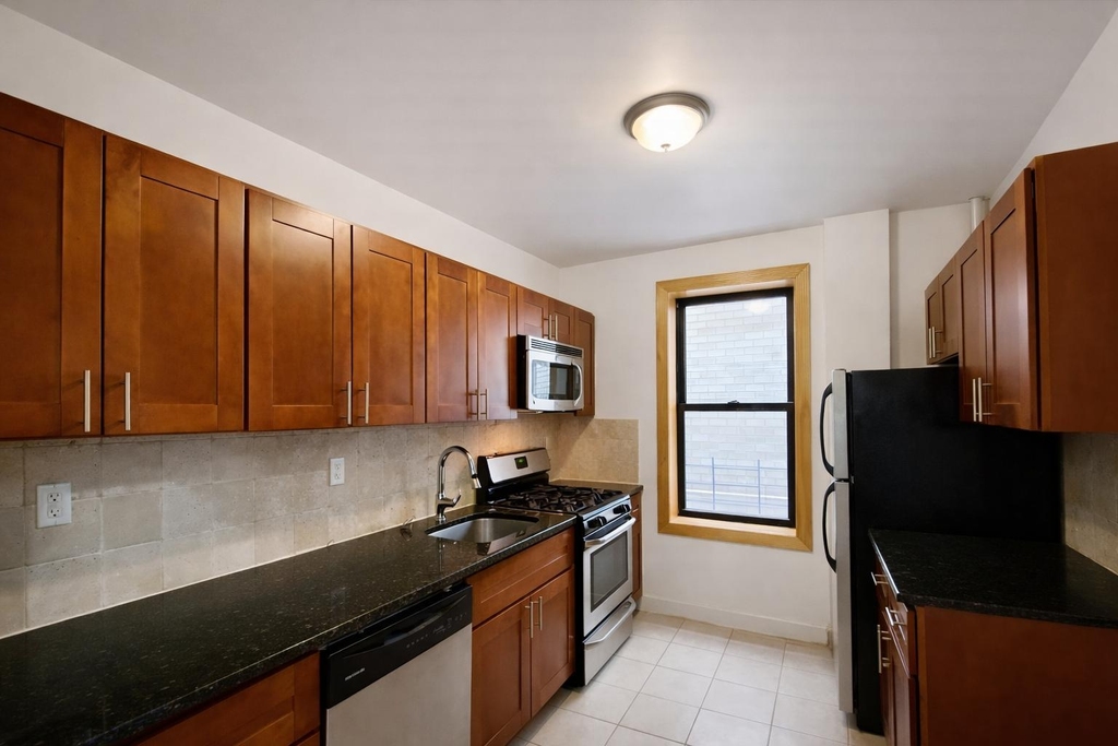 609 West 196th Street - Photo 6