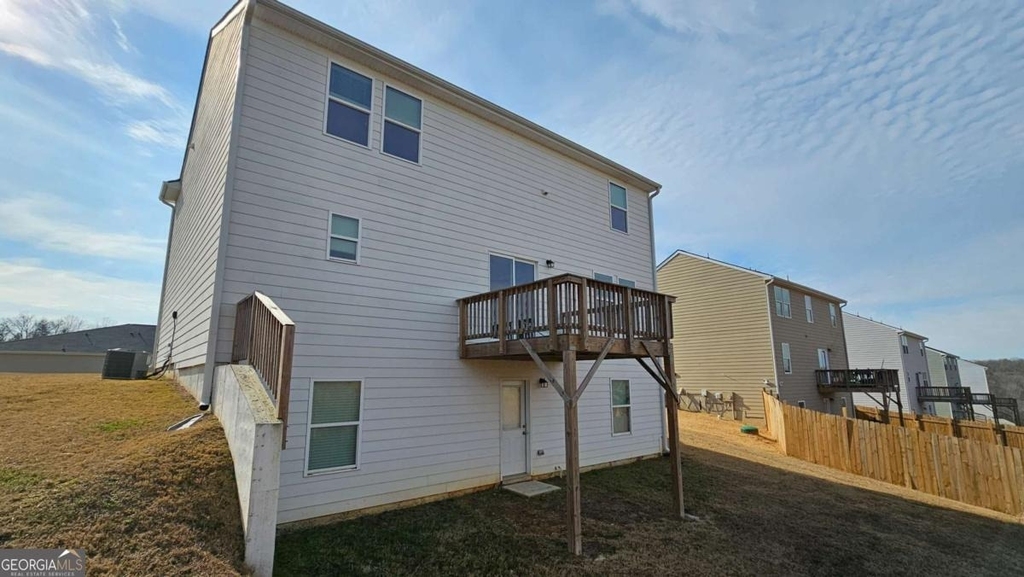 504 Pemberton Street - Photo 4