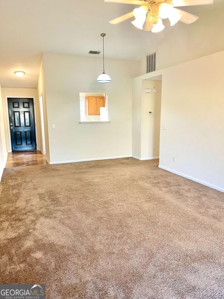409 Lawnwood Court - Photo 5