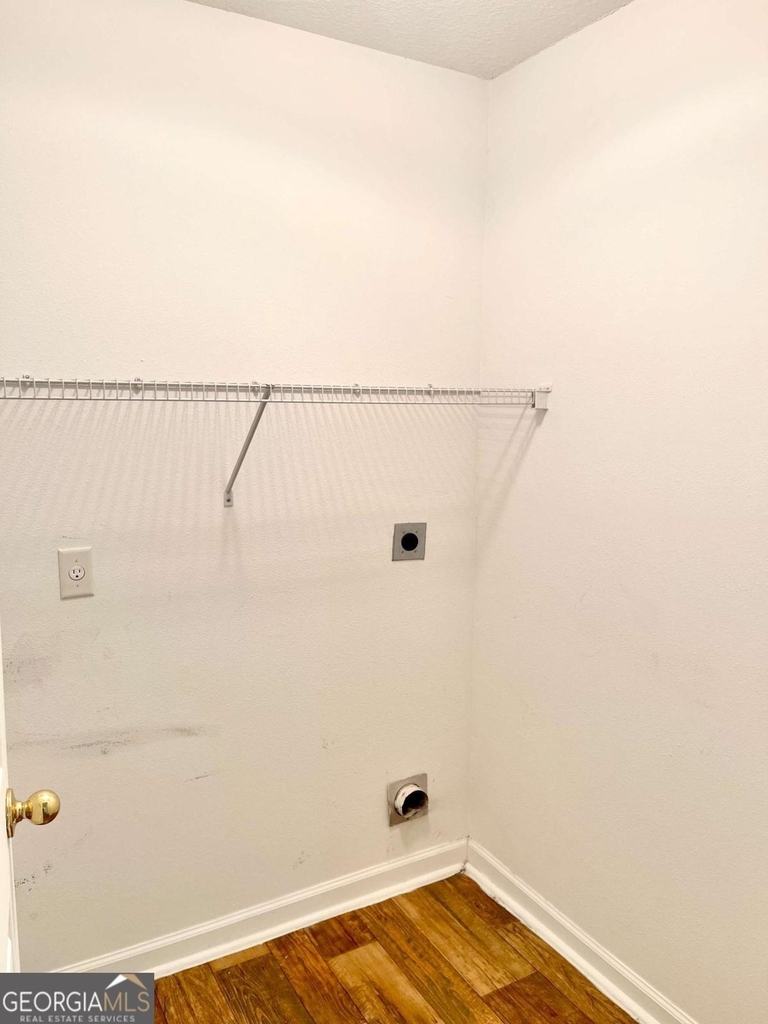 409 Lawnwood Court - Photo 13