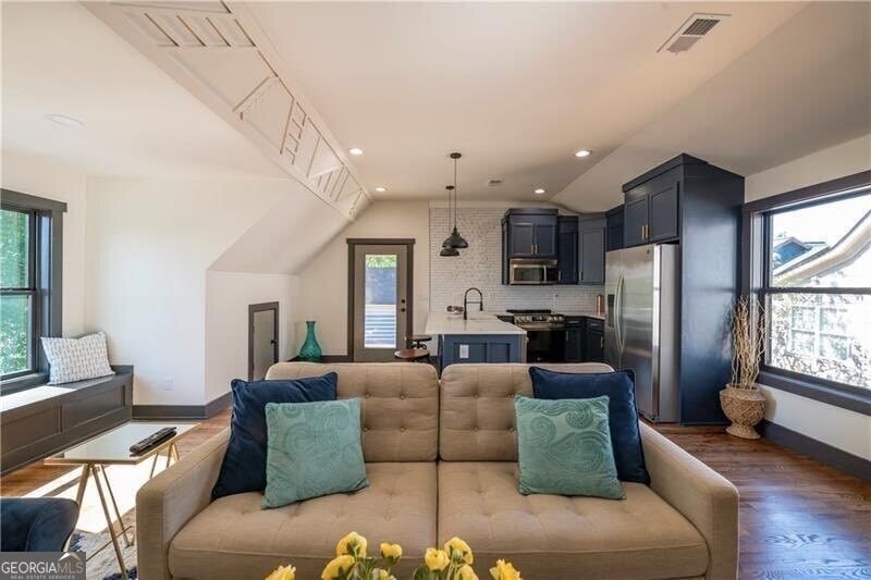 767 Terry Street - Photo 31