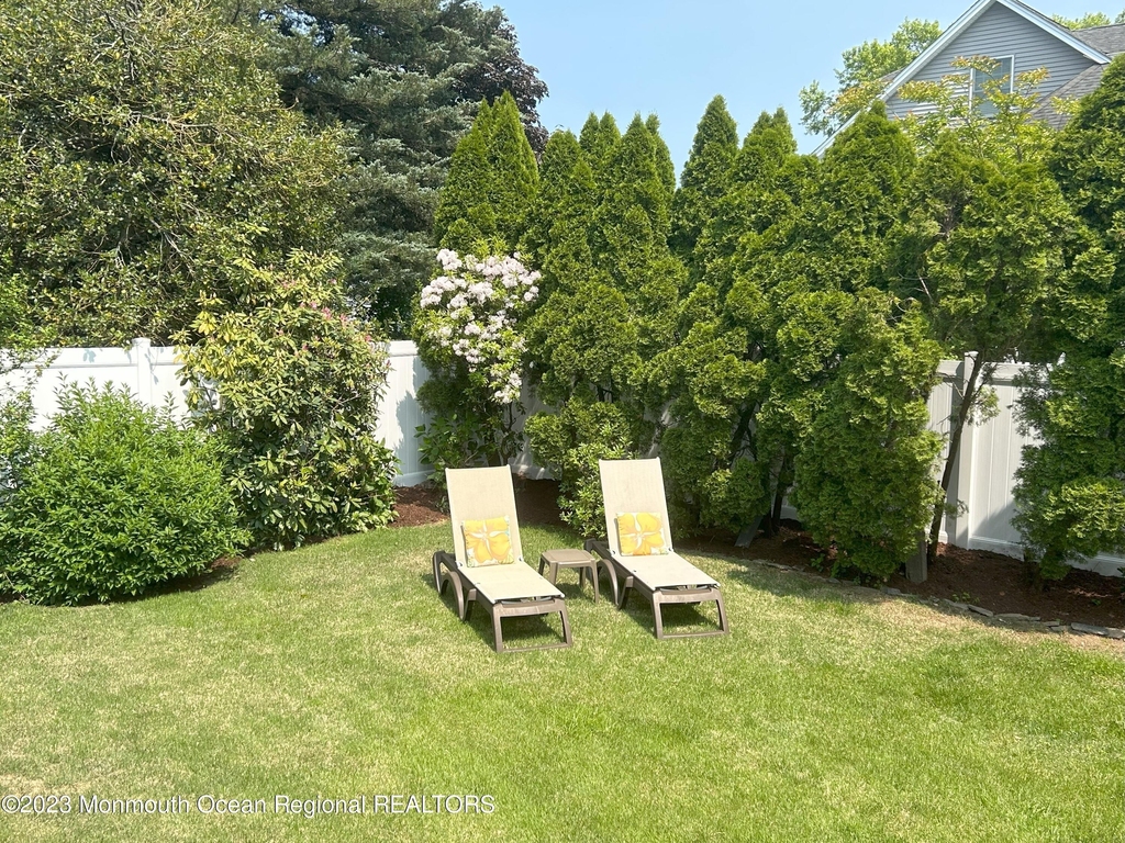 608 Brielle Avenue - Photo 42