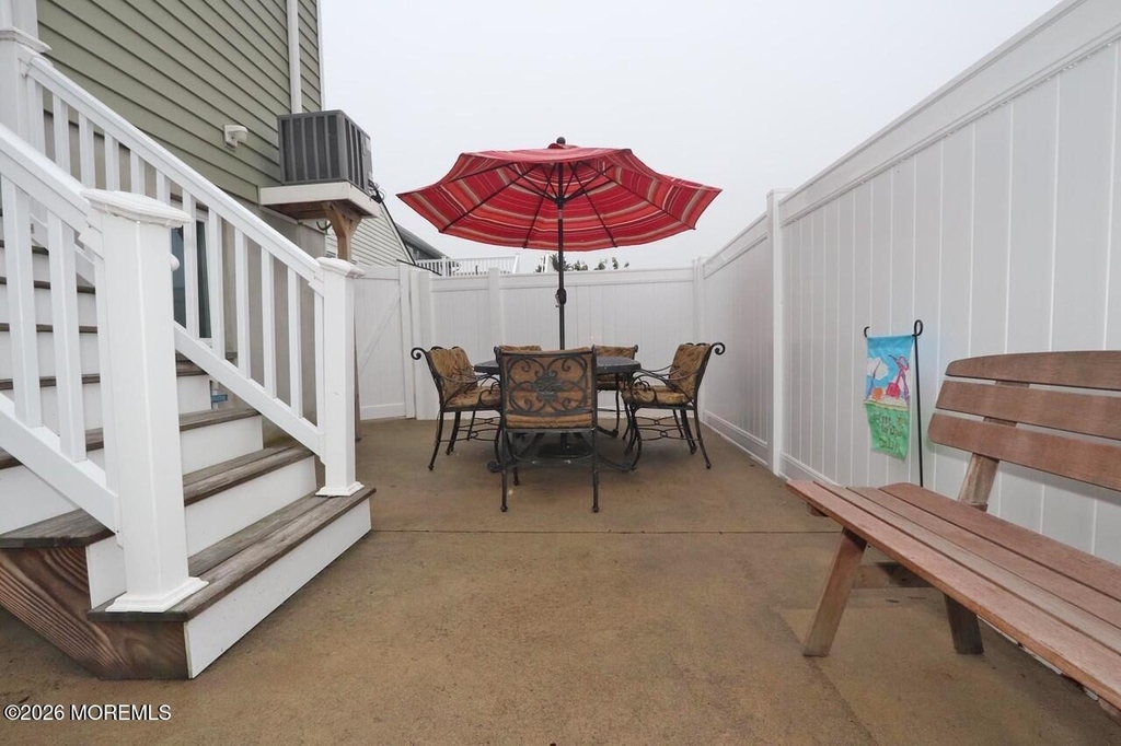 222 Hiering Avenue - Photo 17