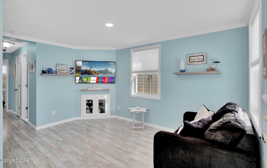 222 Hiering Avenue - Photo 2