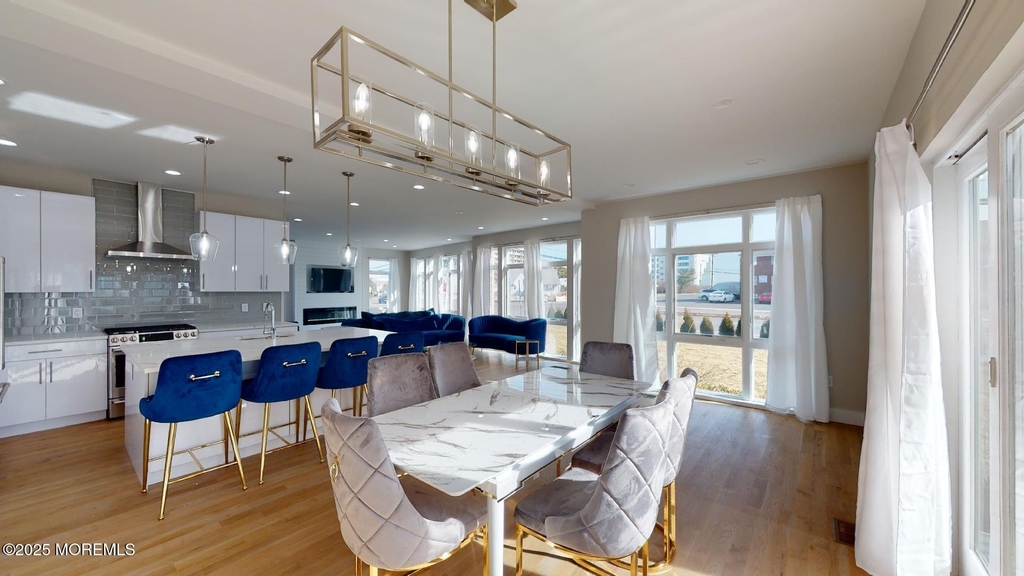 1 Howland Avenue - Photo 7