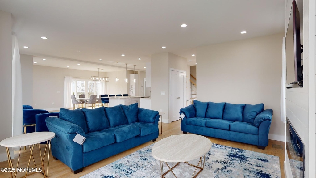 1 Howland Avenue - Photo 3