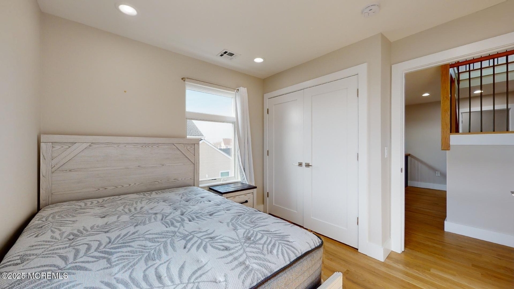 1 Howland Avenue - Photo 15