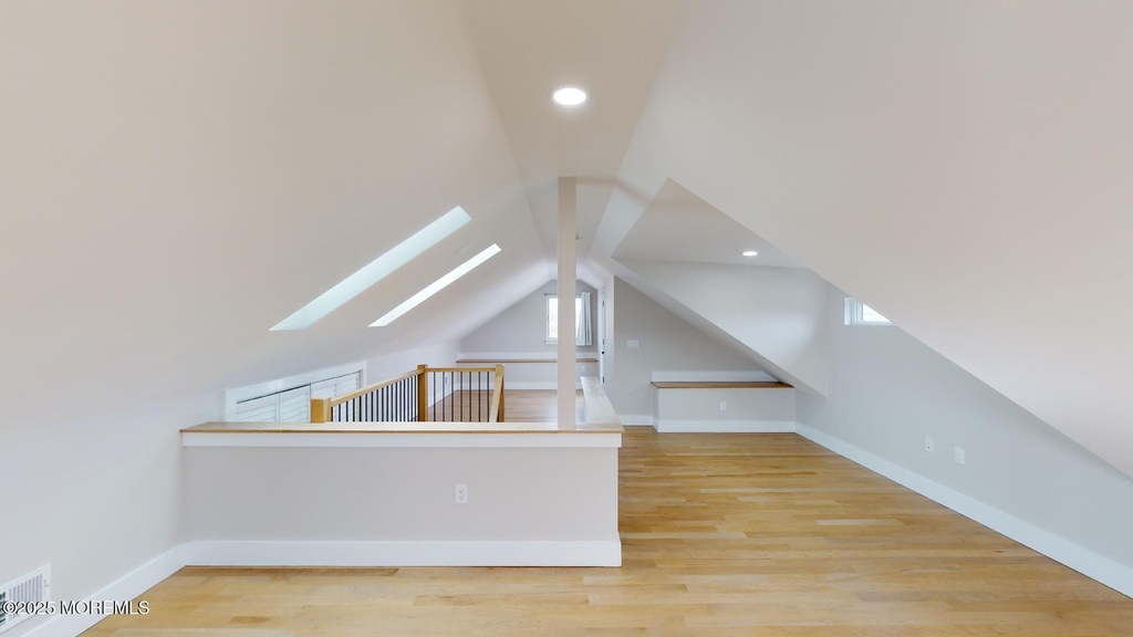 1 Howland Avenue - Photo 16