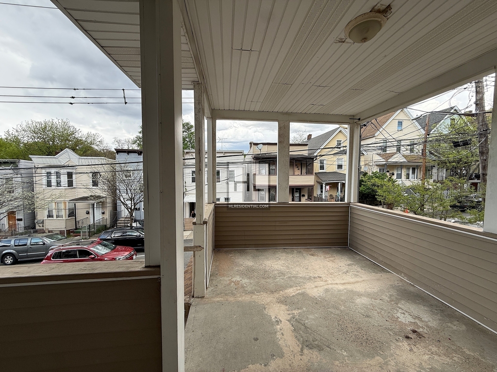 Benziger Avenue - Photo 10