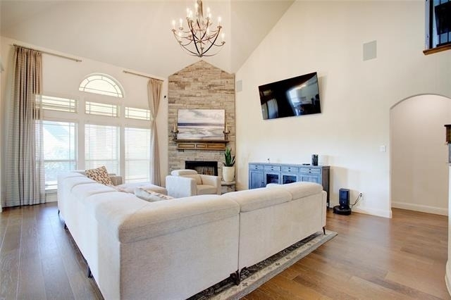 214 Heatherstone Drive - Photo 5