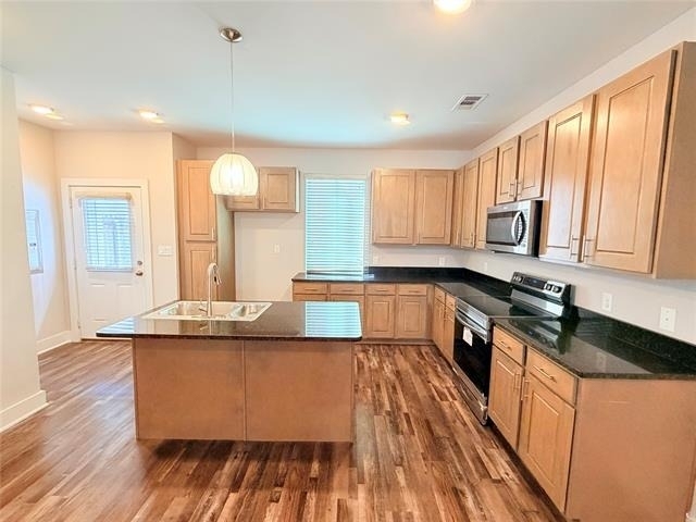 212 Stellariga Place - Photo 3