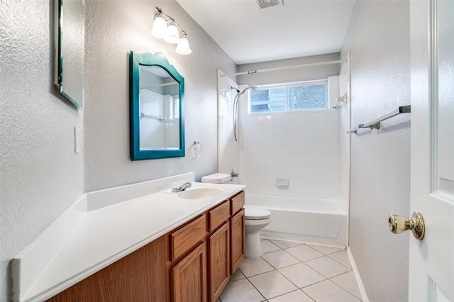 10810 Camelot Drive - Photo 5