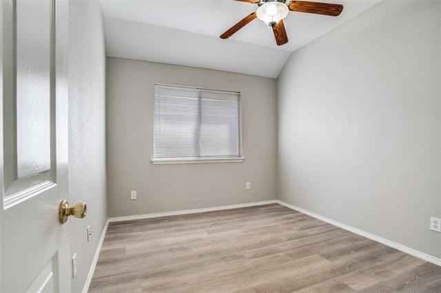 10810 Camelot Drive - Photo 9