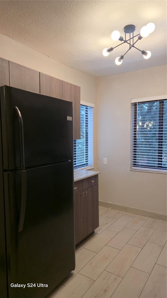 360 Nw 8th Street - Photo 1
