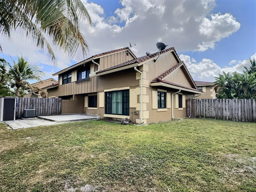 2652 Riverside Drive - Photo 20