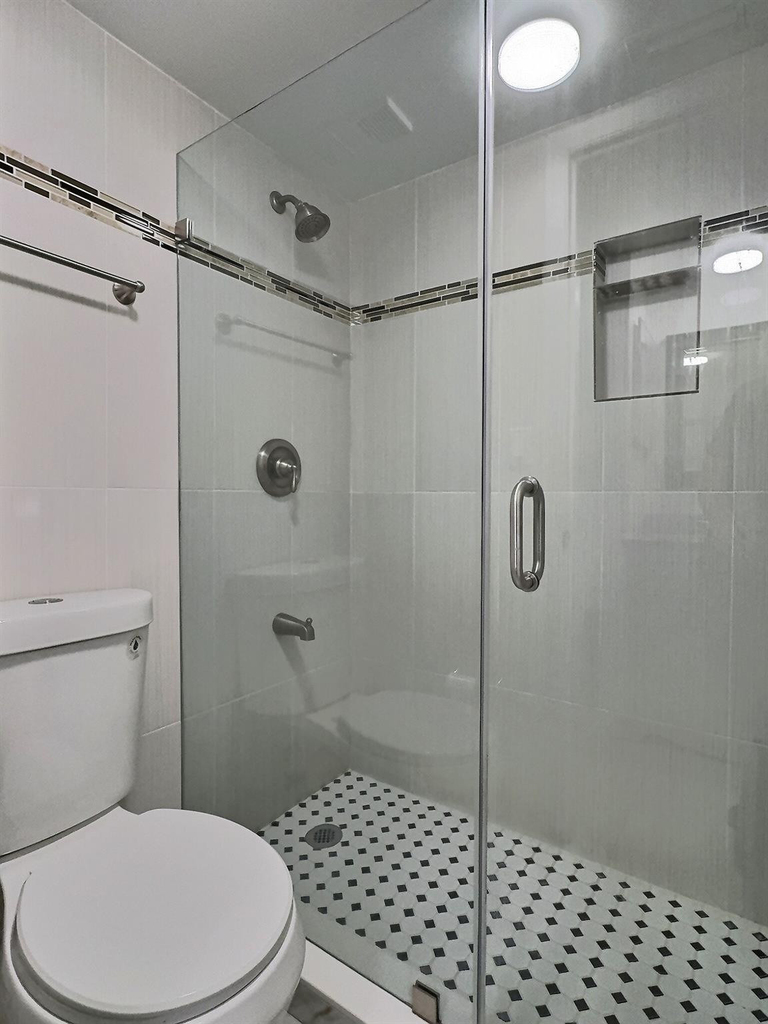 2652 Riverside Drive - Photo 9