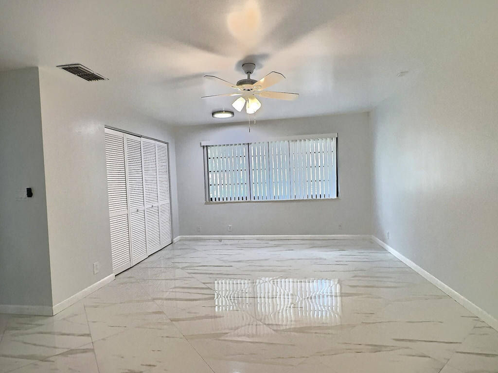 2652 Riverside Drive - Photo 16