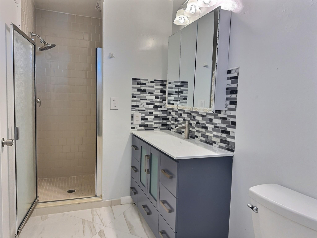 2652 Riverside Drive - Photo 18