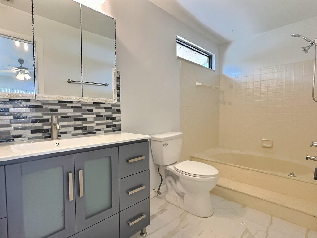 2652 Riverside Drive - Photo 17