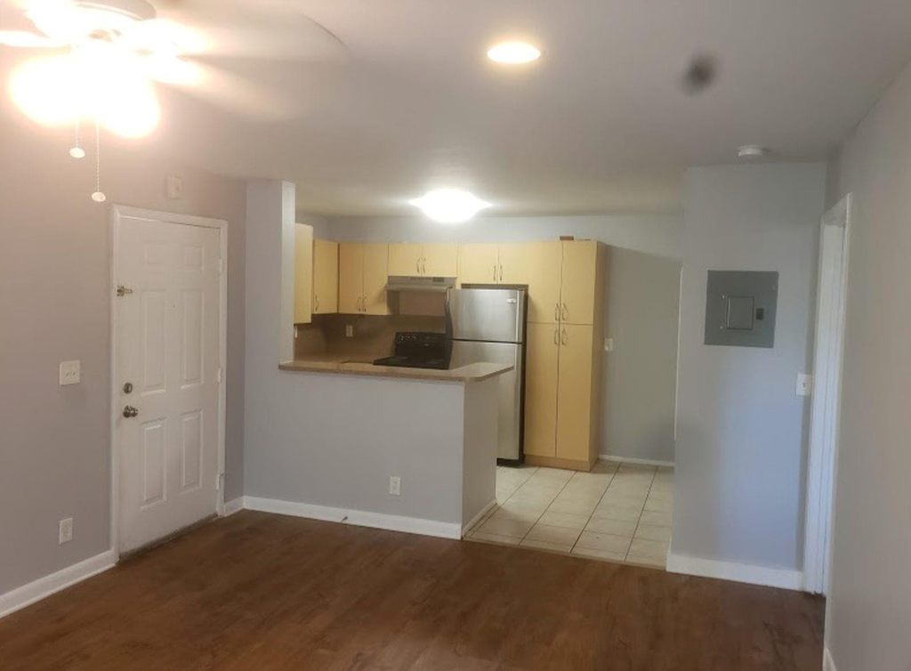 4096 N Pine Island Road - Photo 4