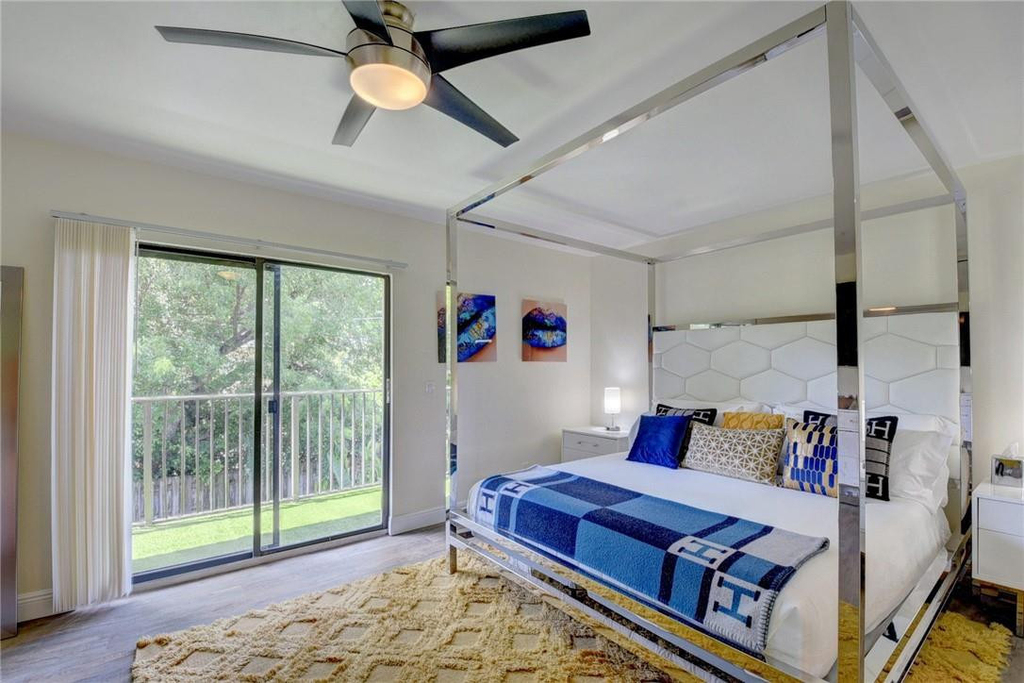 246 Avenue L - Photo 38