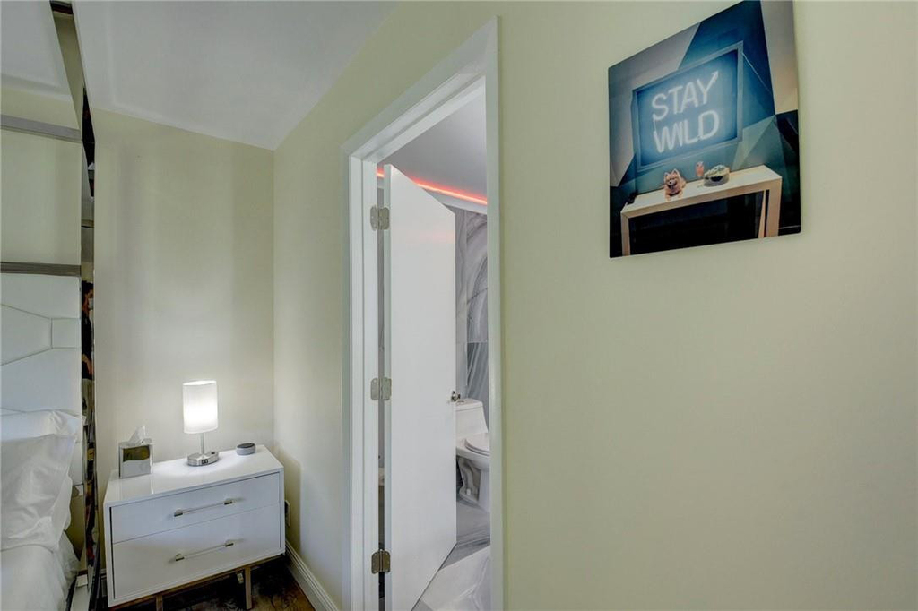 246 Avenue L - Photo 58