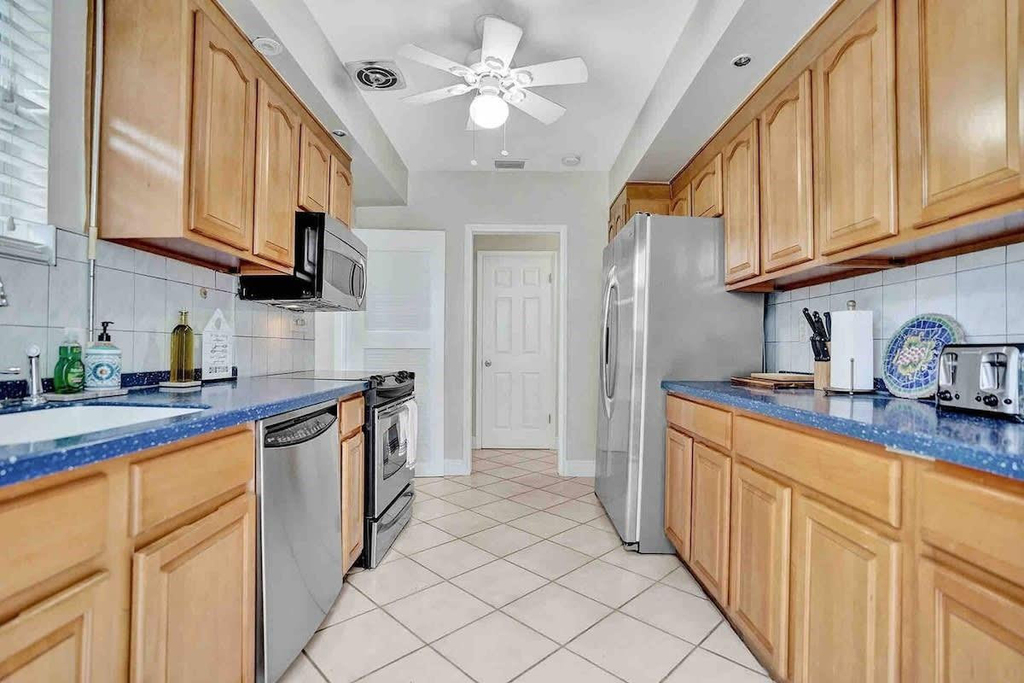 326 Walnut Street - Photo 6