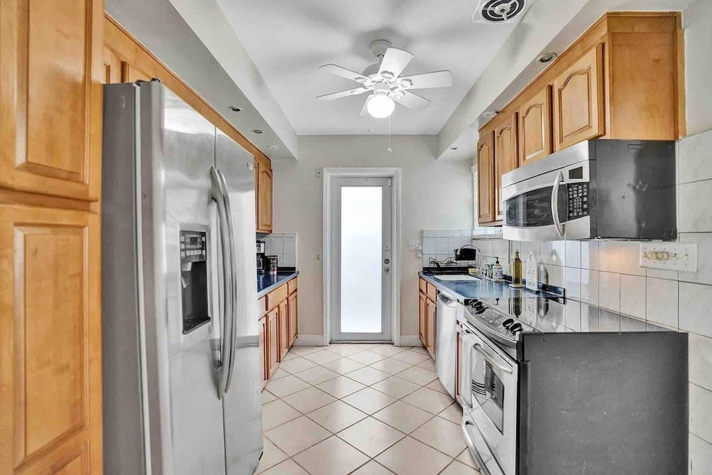 326 Walnut Street - Photo 5