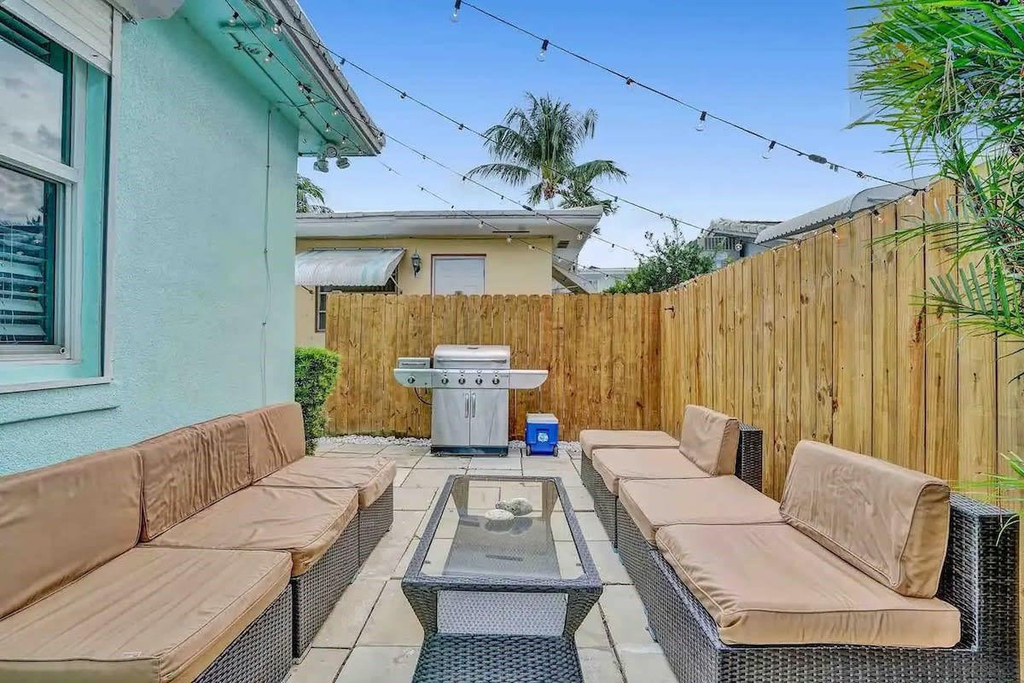 326 Walnut Street - Photo 16