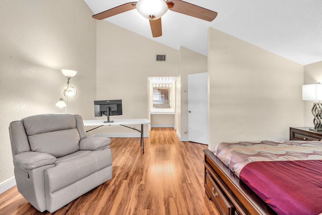 10240 Nw 33rd Place - Photo 32