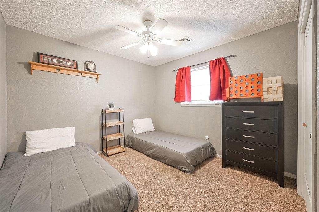 1621 Kavel Drive - Photo 18