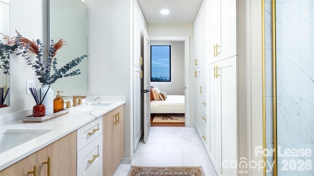 124 E Kingston Avenue - Photo 27