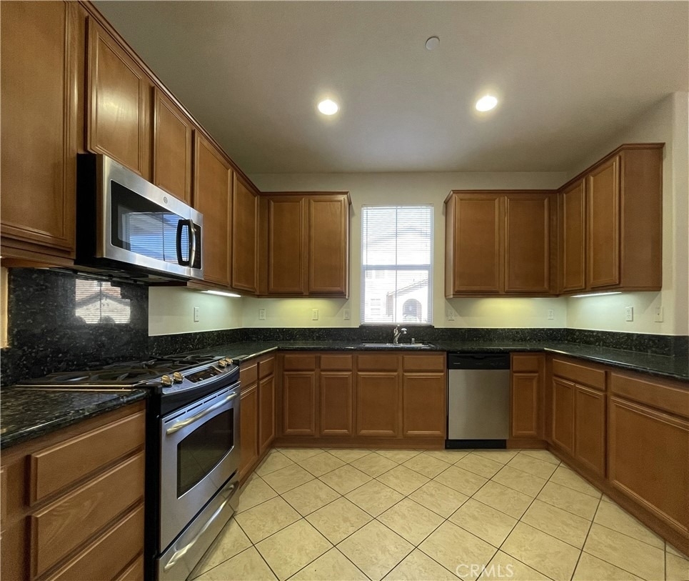 1488 Springfield Way - Photo 8