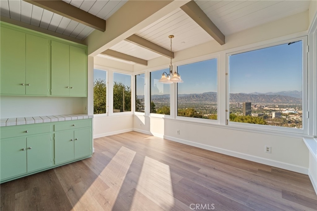 3230 Wrightwood - Photo 10