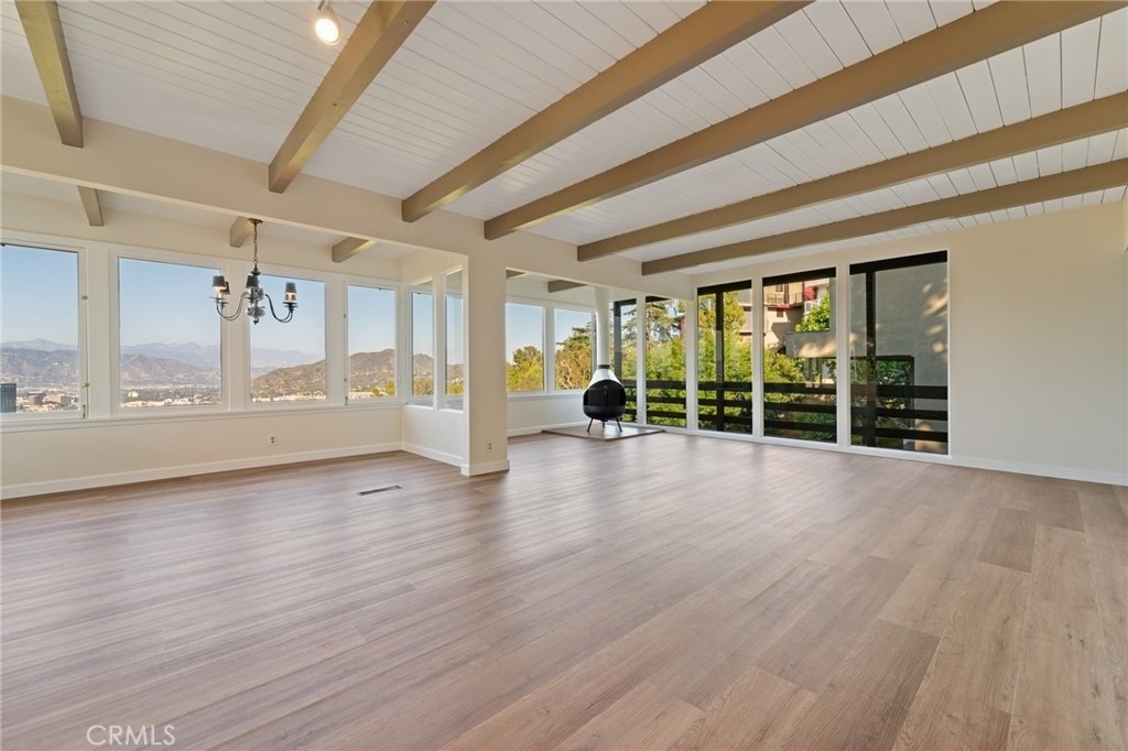 3230 Wrightwood - Photo 3
